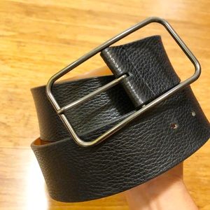Banana Republic Italian pebbled leather black belt